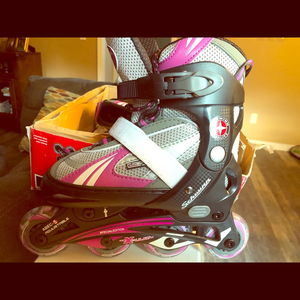 Girls adjustable roller blades
